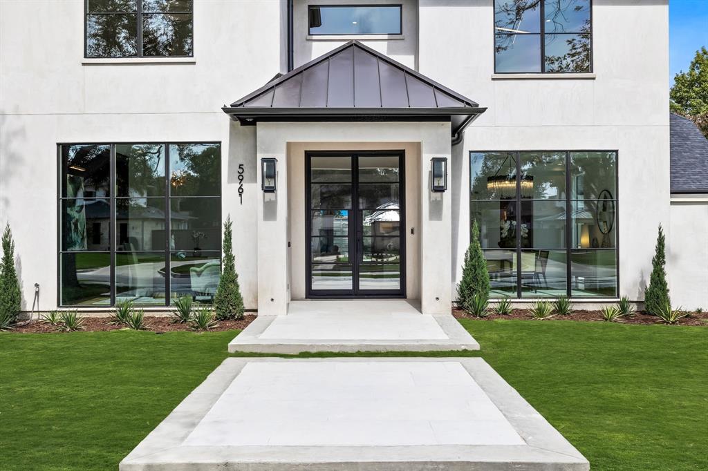 5961 Williamstown Road