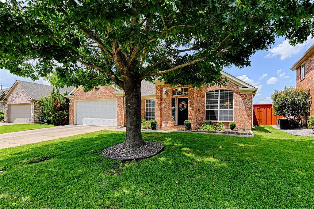 10013 White Lane