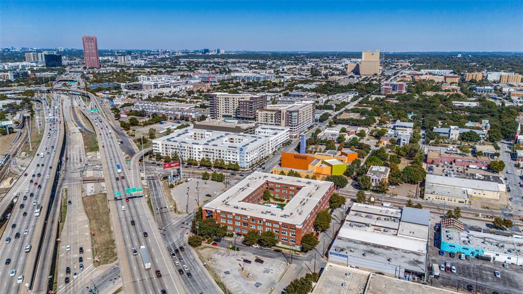Live Oak Lofts Condo - Residential