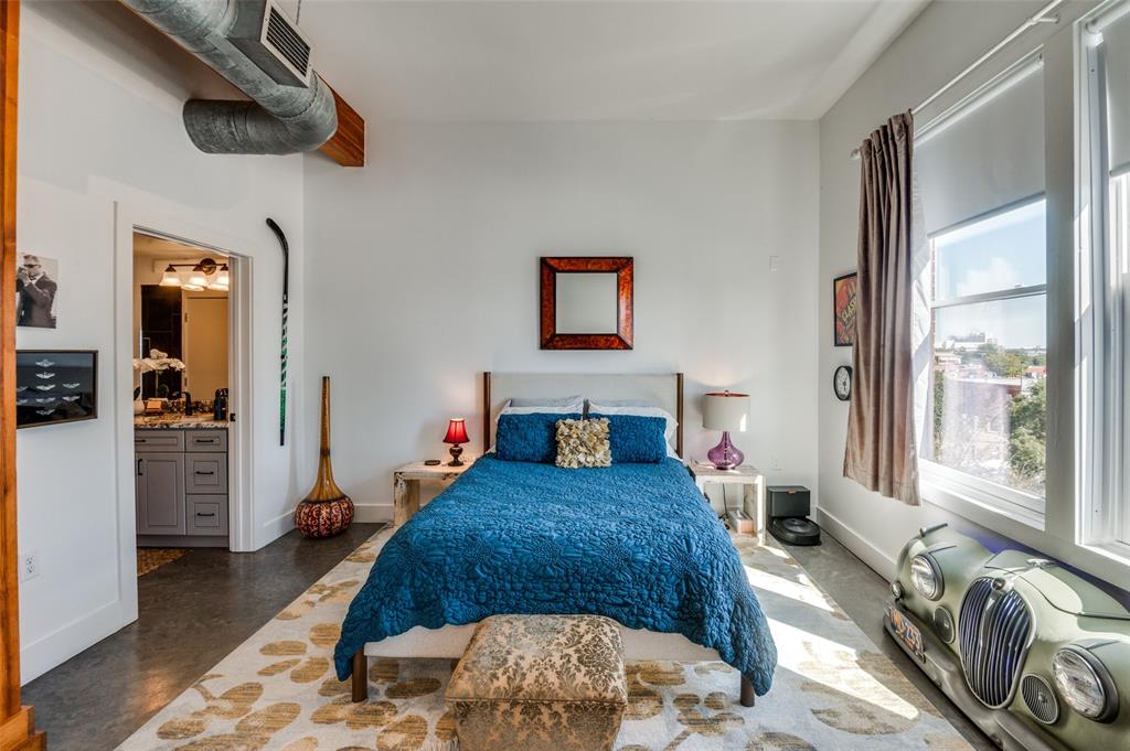 Live Oak Lofts Condo - Residential