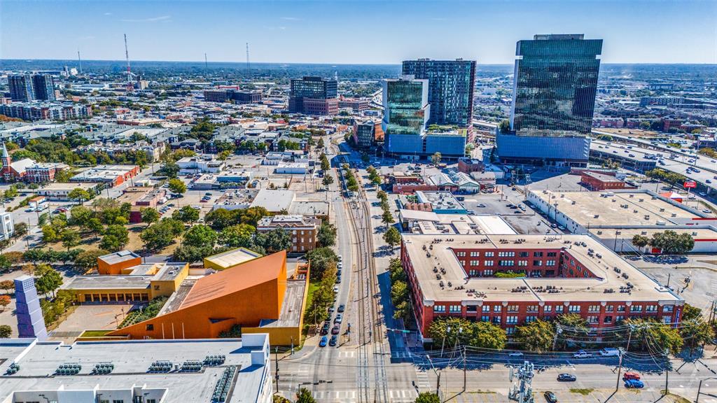 Live Oak Lofts Condo - Residential