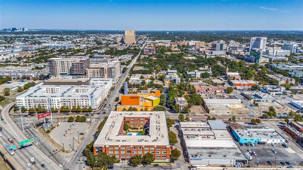 Live Oak Lofts Condo - Residential
