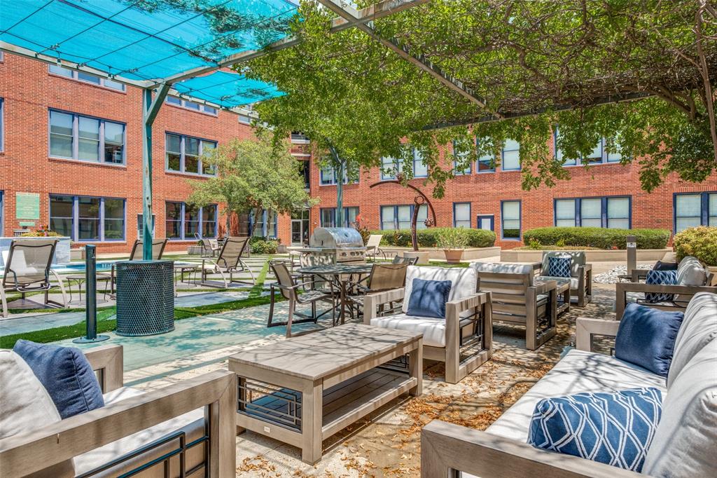 Live Oak Lofts Condo - Residential