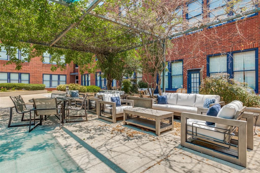 Live Oak Lofts Condo - Residential