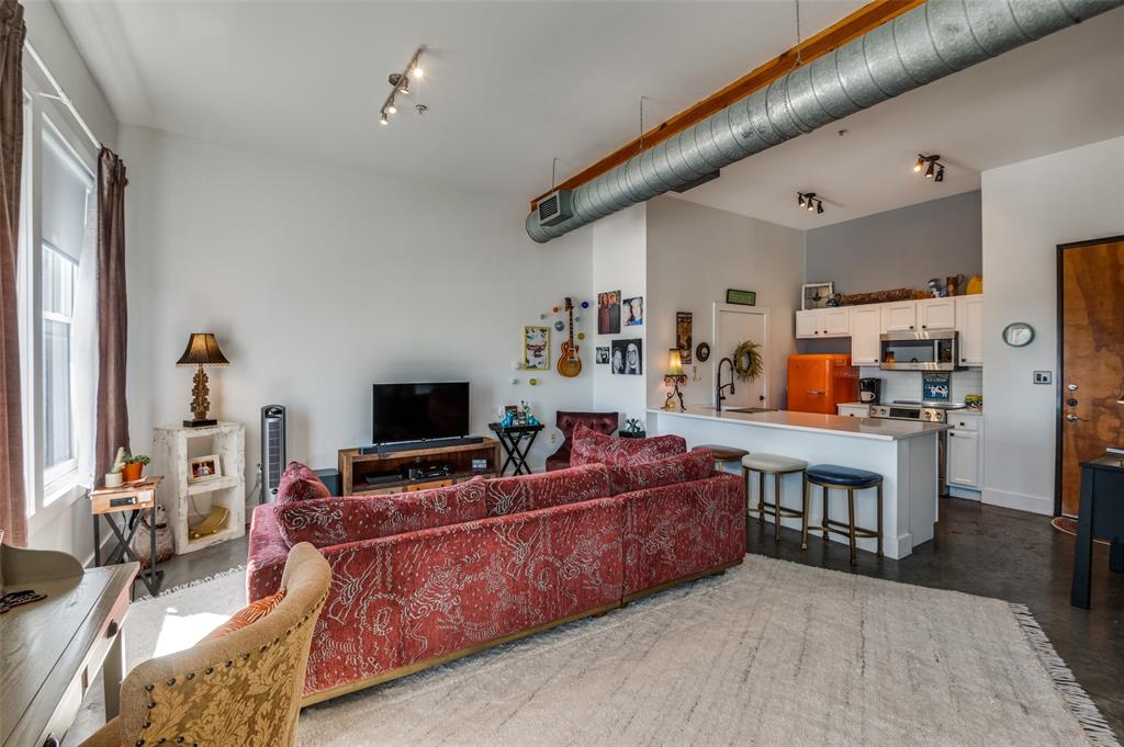 Live Oak Lofts Condo - Residential