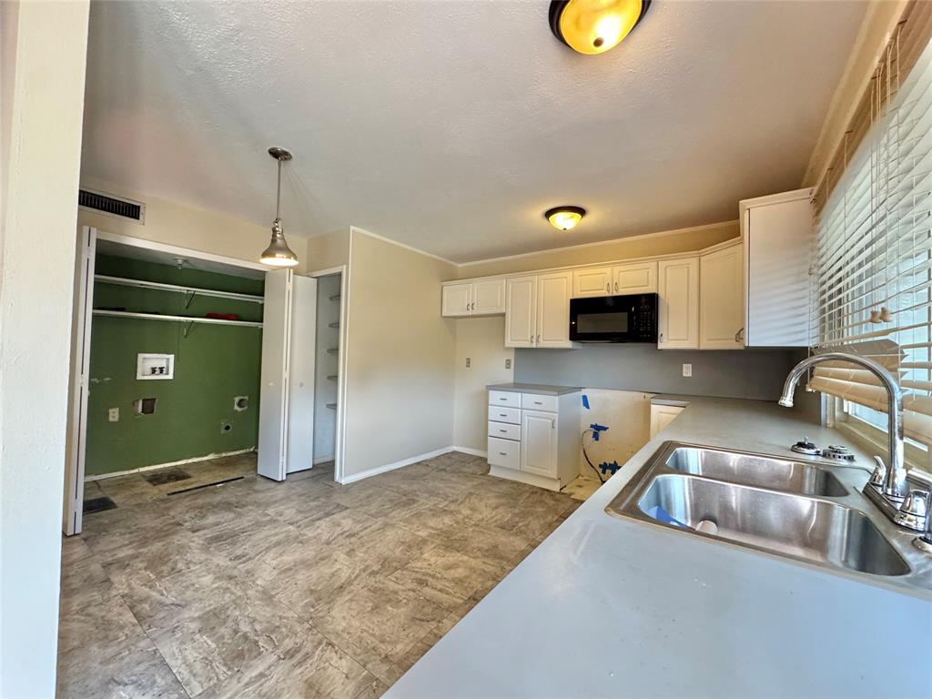 Oaks 01 - Residential