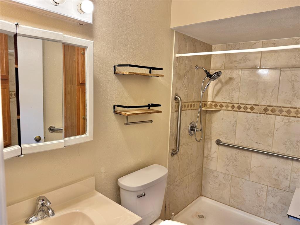 Oaks 01 - Residential