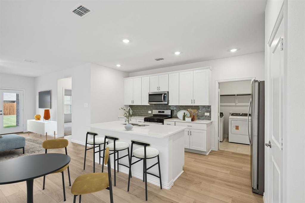 812 Leavenworth Drive