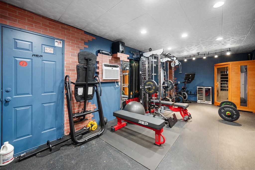 R000068349 - Residential