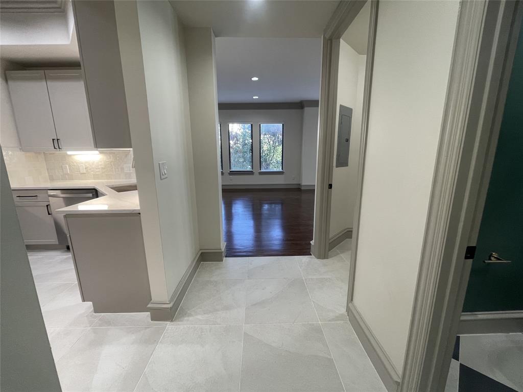 Turtle Creek - Residential Lease