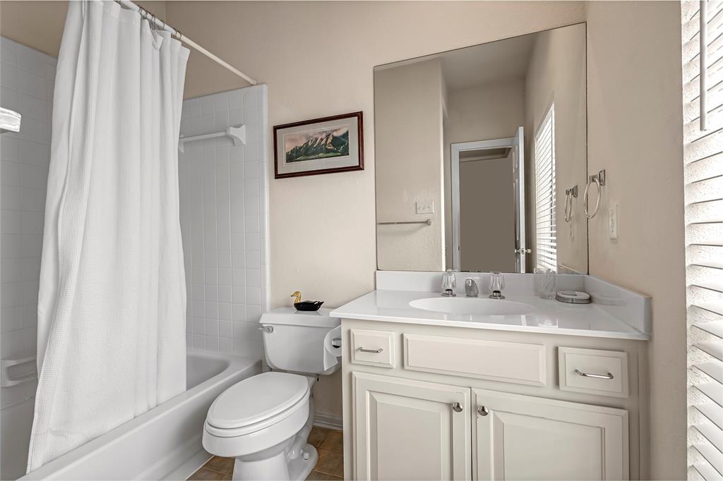 4508 Bowser - Residential