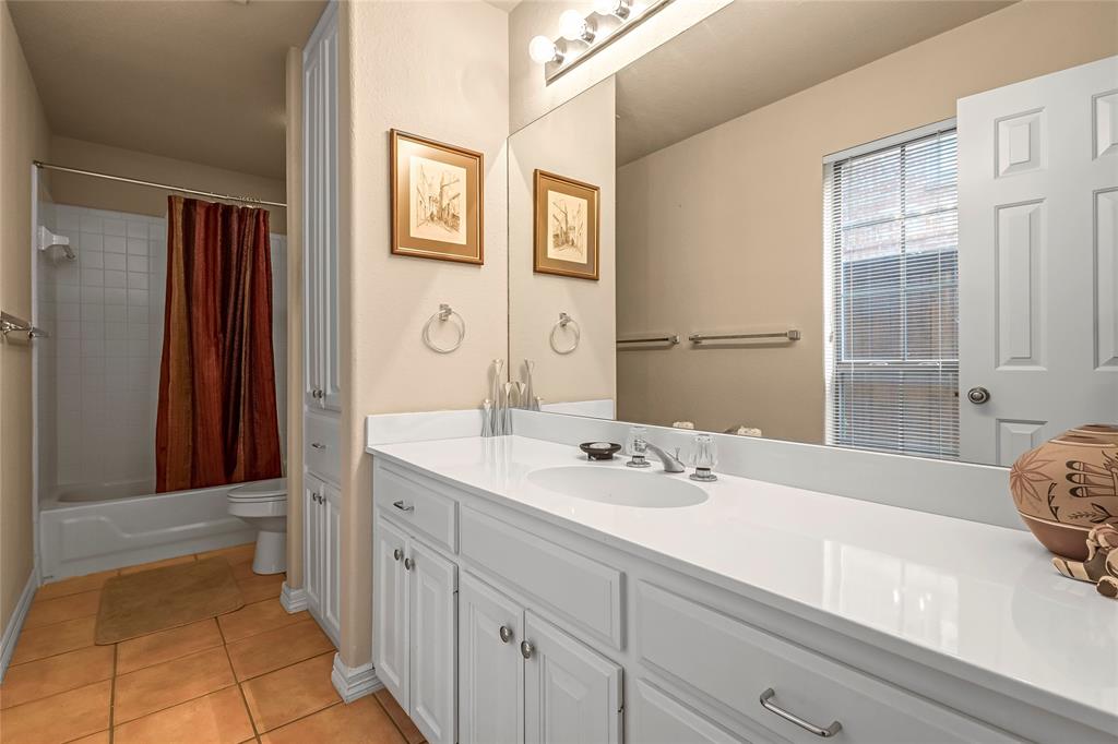 4508 Bowser - Residential