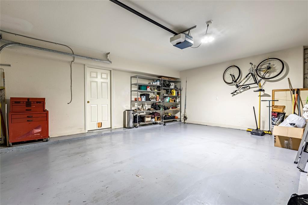 4508 Bowser - Residential