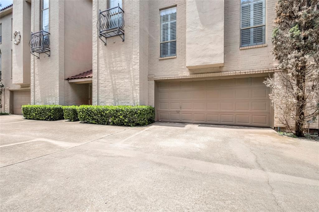 4508 Bowser - Residential