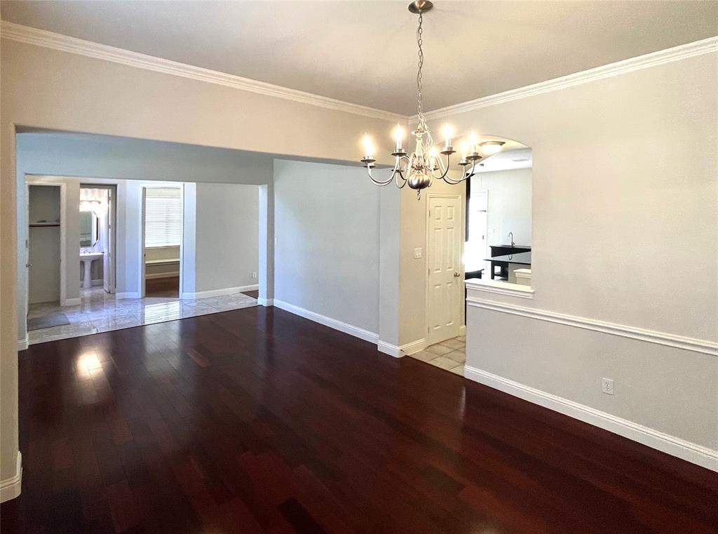 6709 Fountain Grove Drive