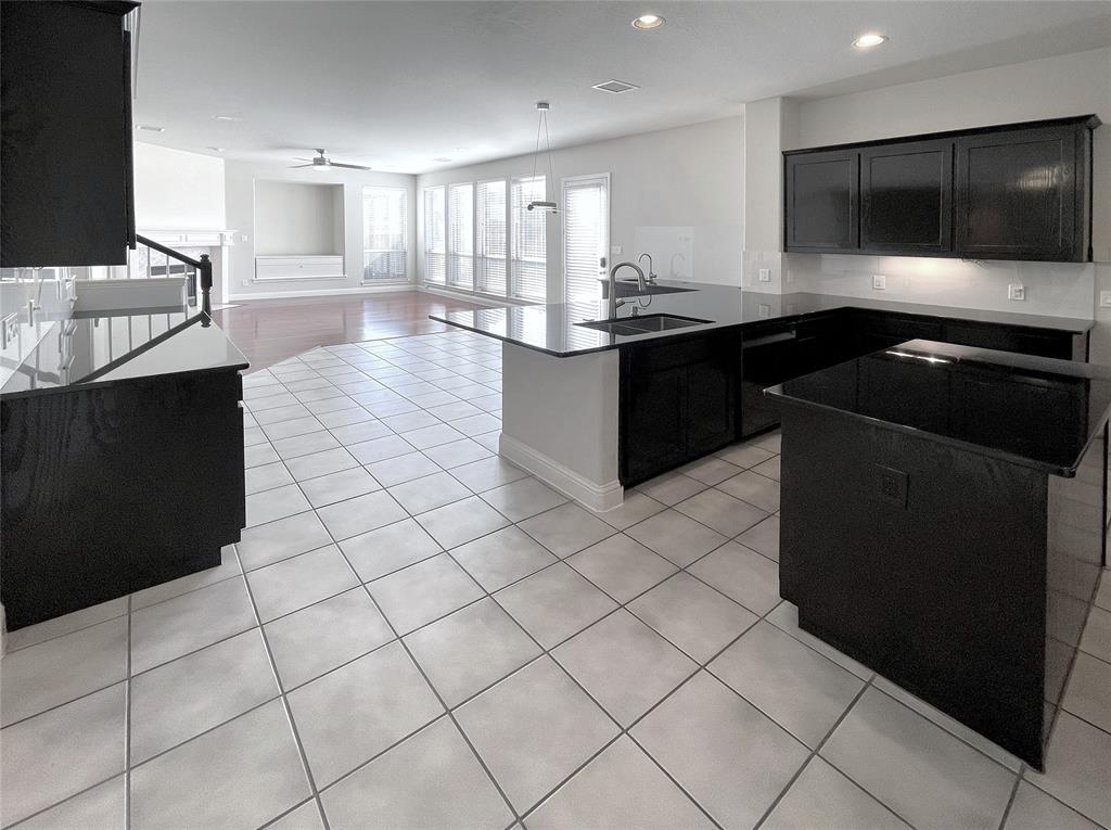 6709 Fountain Grove Drive