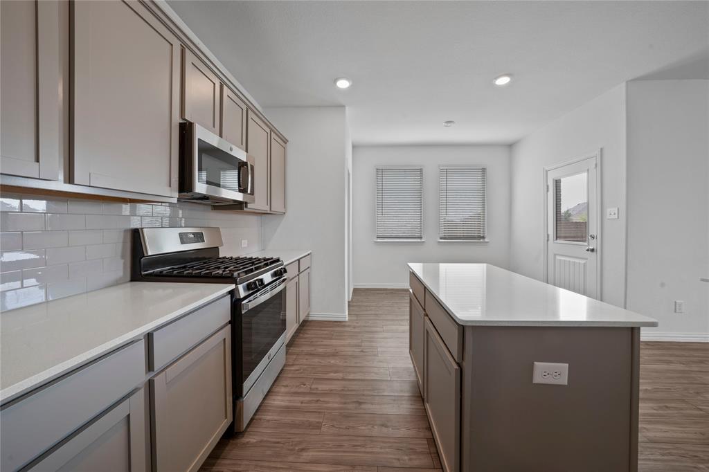 Preserve At Honeycreek Ph 1 - Residential Lease