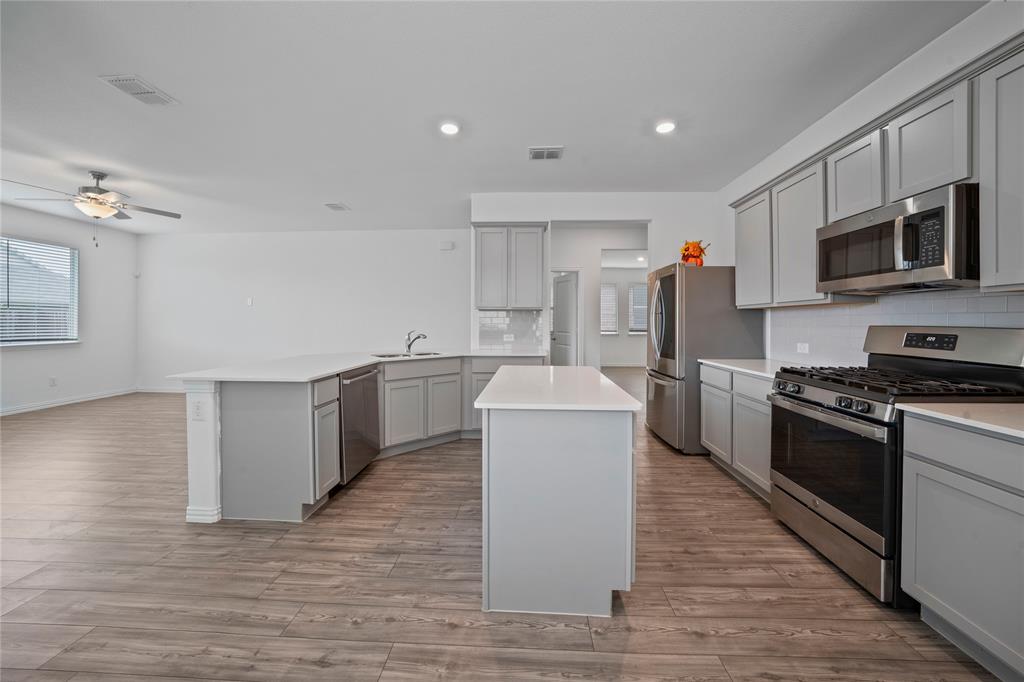 Preserve At Honeycreek Ph 1 - Residential Lease