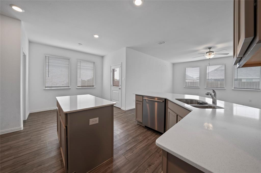 Preserve At Honeycreek Ph 1 - Residential Lease