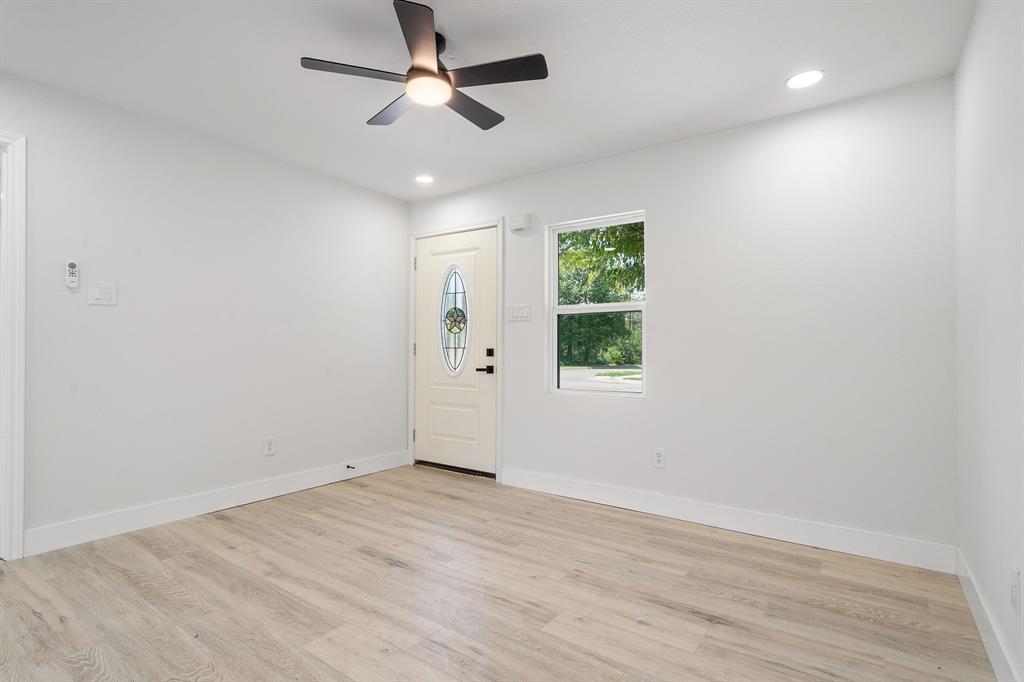 1100 Sunnyvale Drive