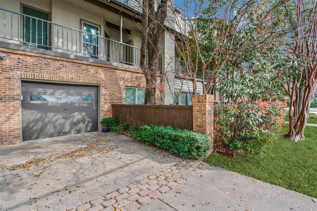 Richmond Condos - Residential Lease