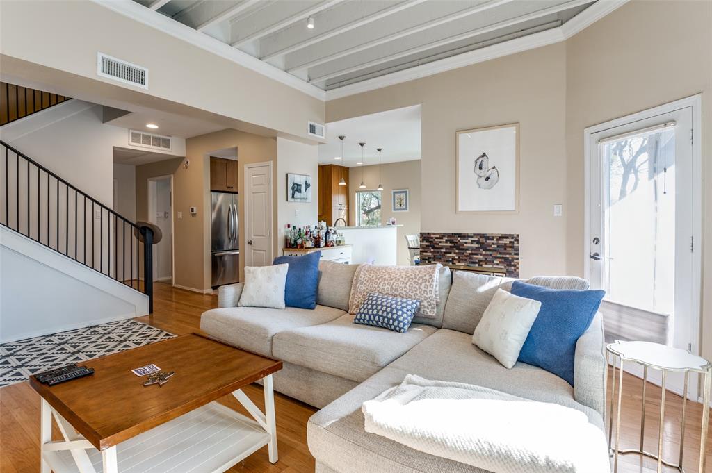 Richmond Condos - Residential Lease