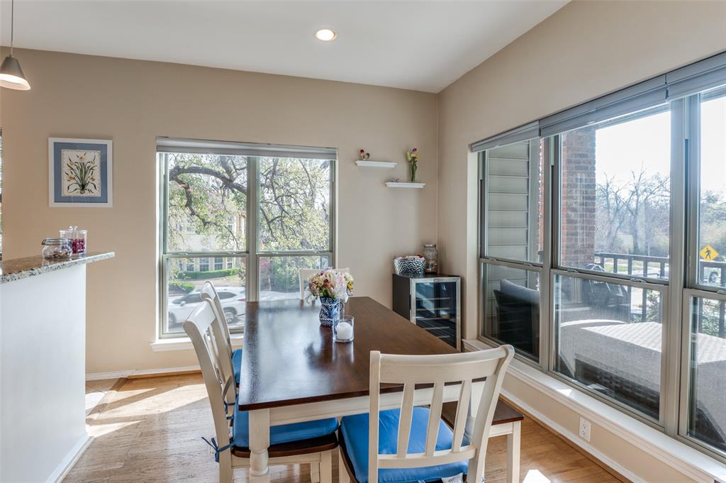 Richmond Condos - Residential Lease