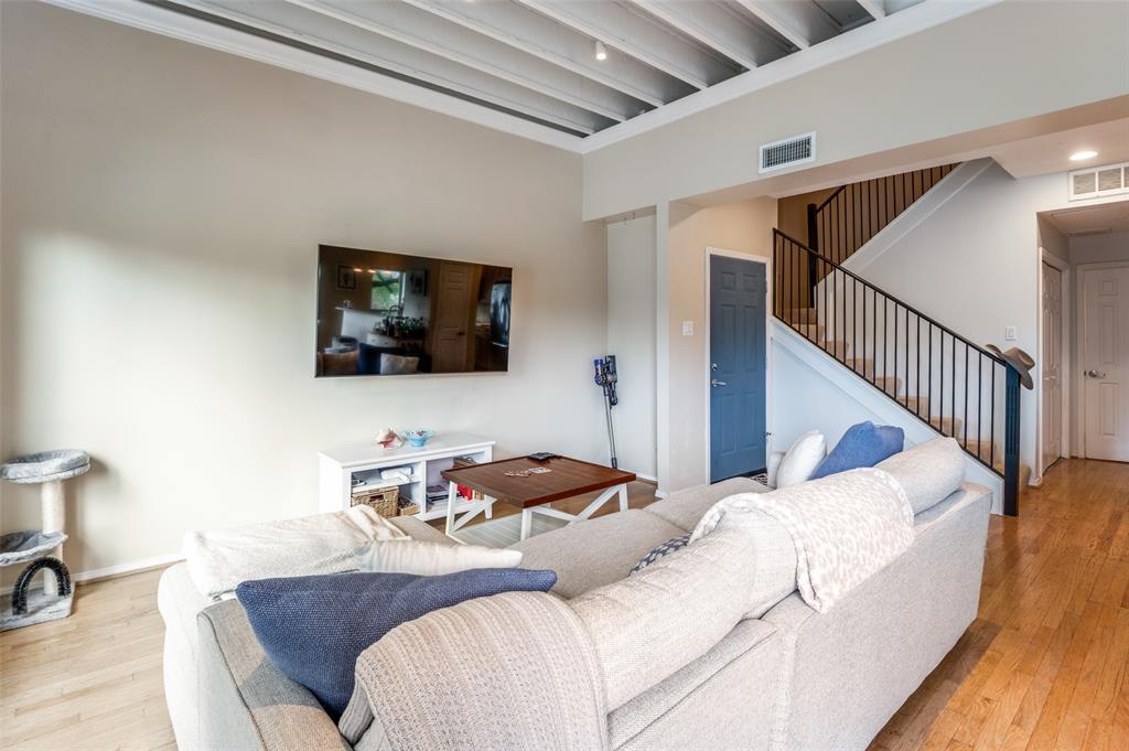 Richmond Condos - Residential Lease