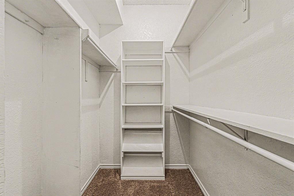 Meadows Condo - Residential