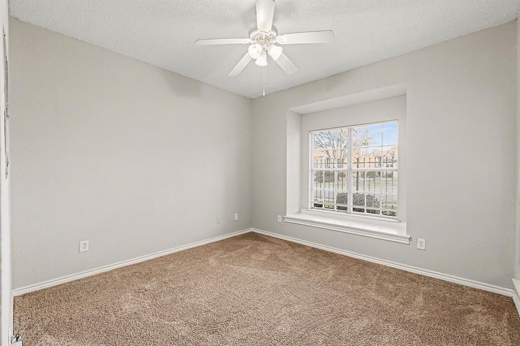 Meadows Condo - Residential