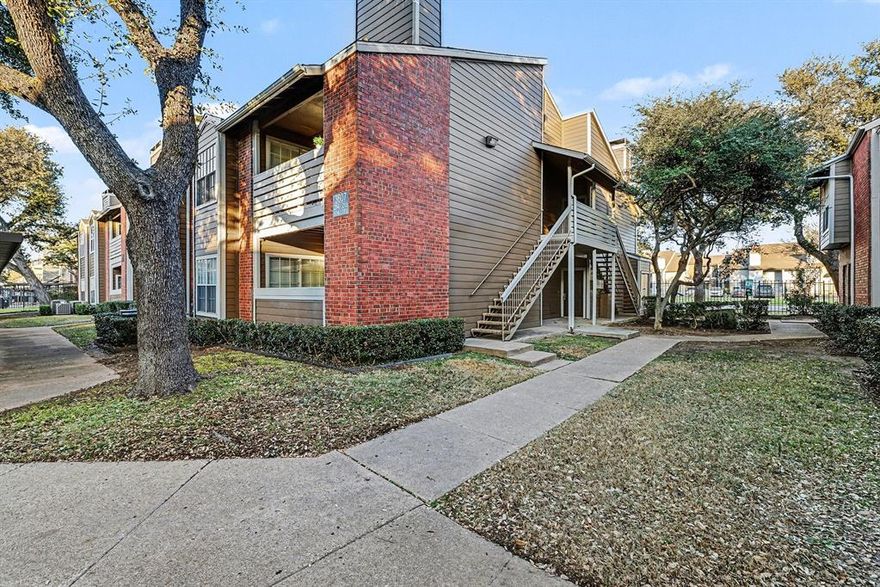 Cute ground level one bedroom with patio , fireplace, new vinyl wood flooring, carpet in bedroom, dining, living and walk-in closet. Gated community with pool.