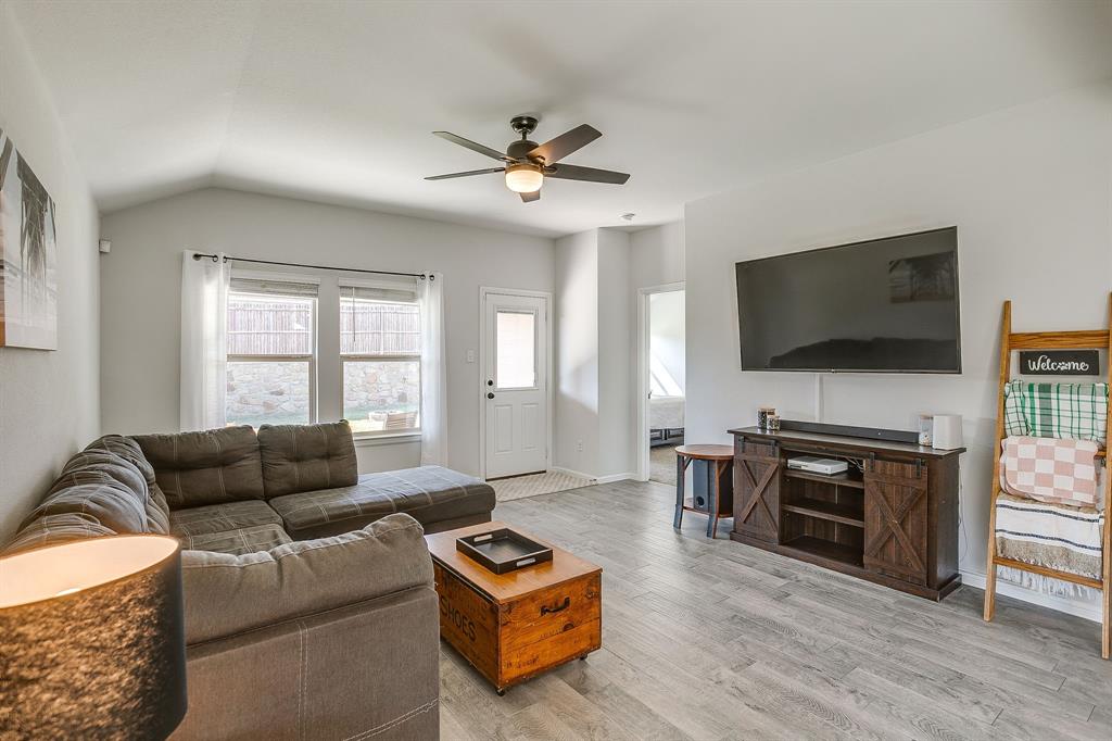 Chapel Crk - Residential