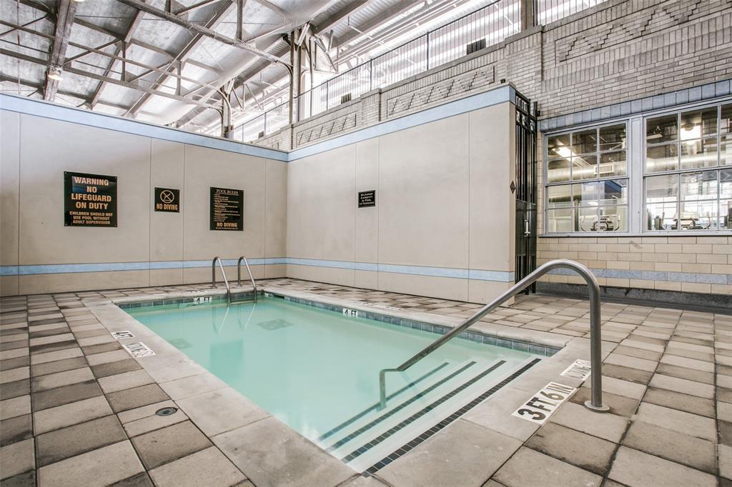 Texas & Pacific Lofts Condo - Residential