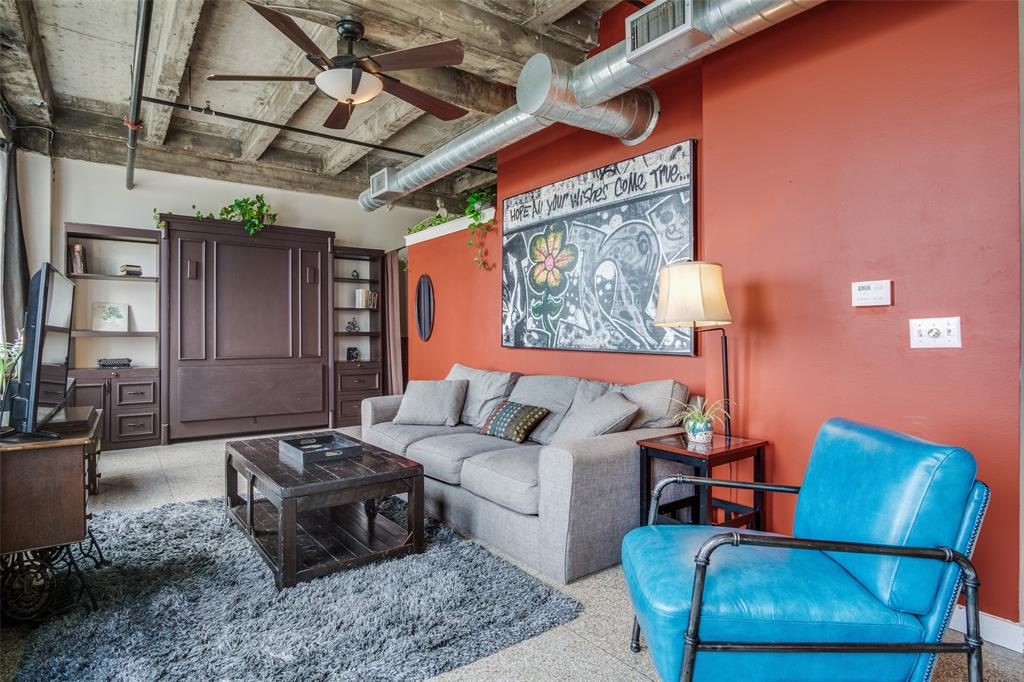 Texas & Pacific Lofts Condo - Residential