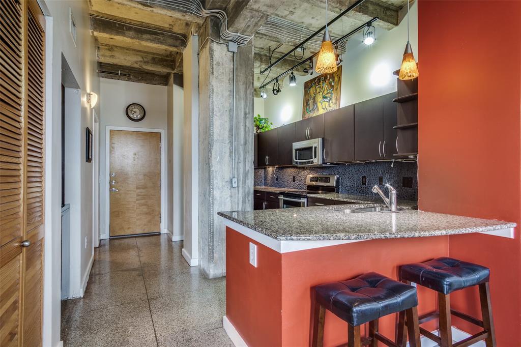 Texas & Pacific Lofts Condo - Residential