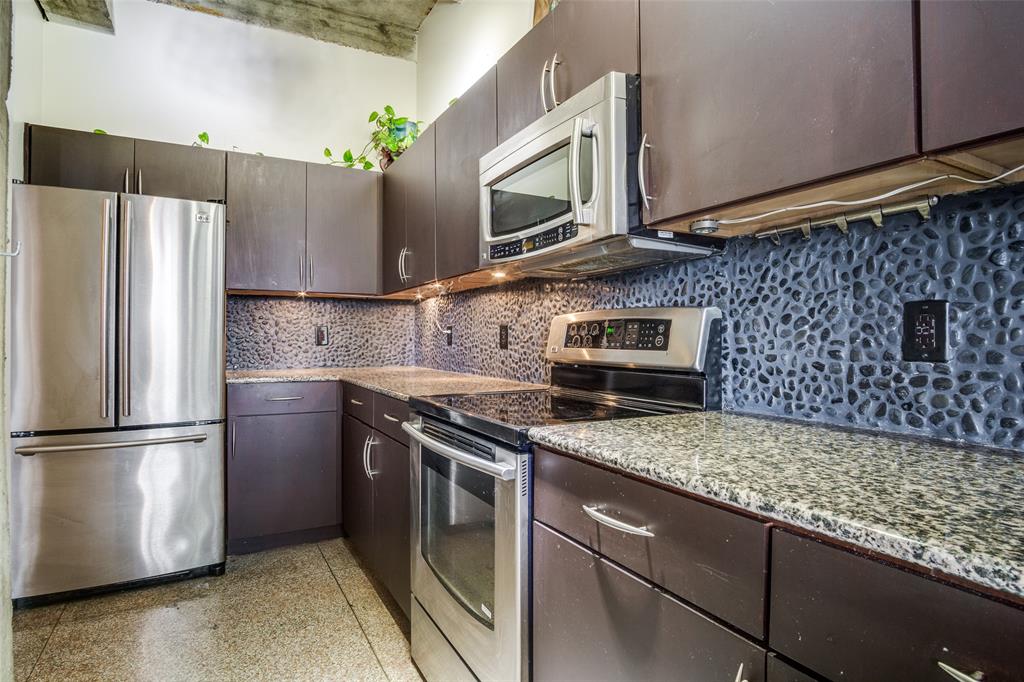 Texas & Pacific Lofts Condo - Residential