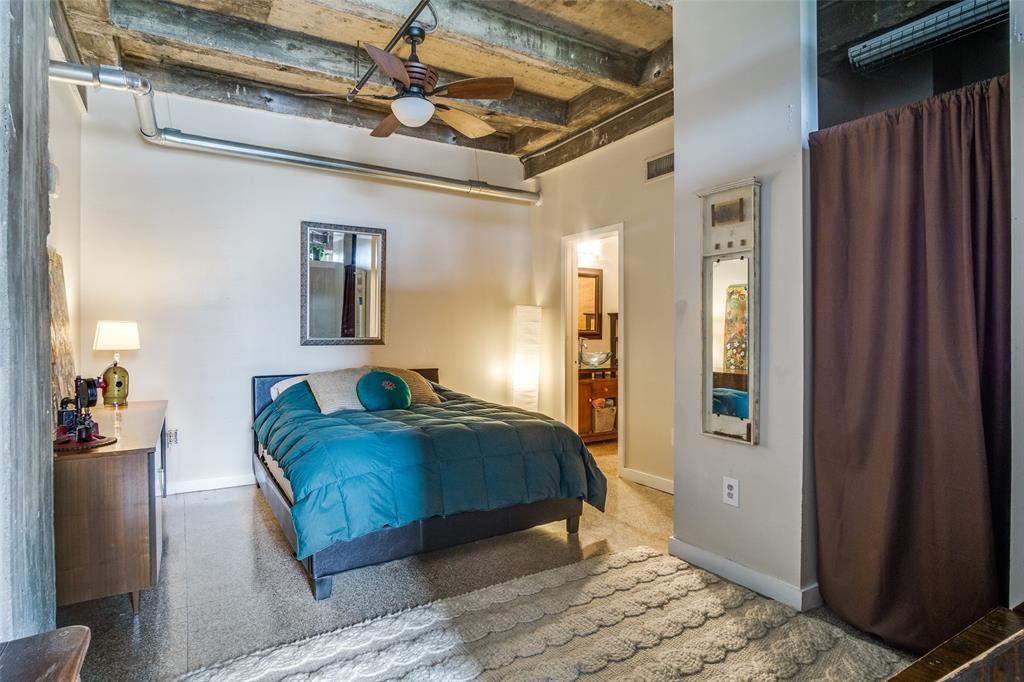 Texas & Pacific Lofts Condo - Residential