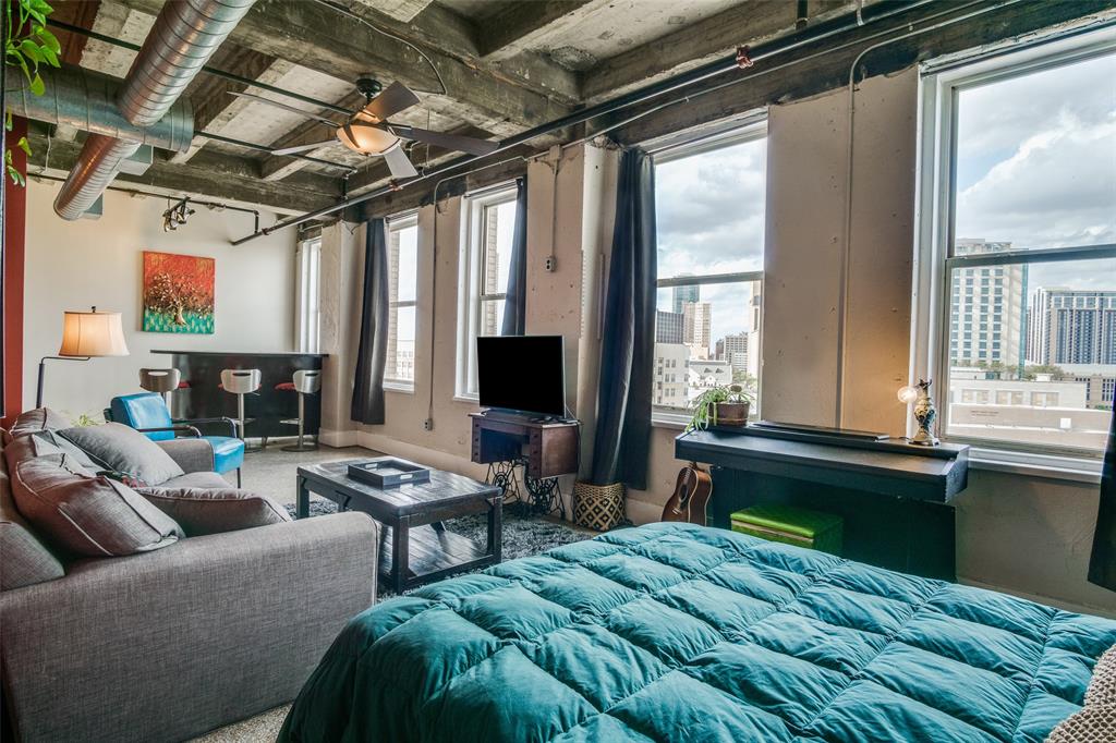 Texas & Pacific Lofts Condo - Residential