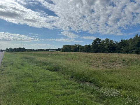TBD E 82 Highway E Blossom TX 75416