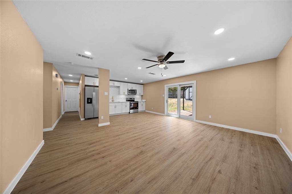 726 Holliday Lane