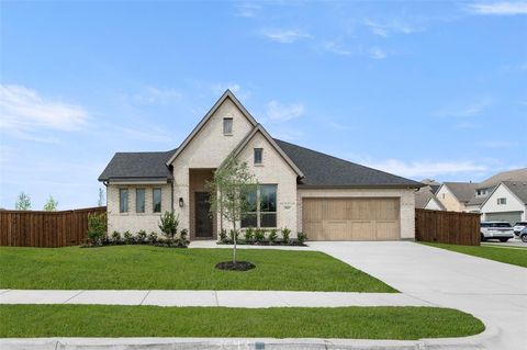 Photo of 3043 Farmhouse Drive, Midlothian, TX 76065 (MLS # 21331150)