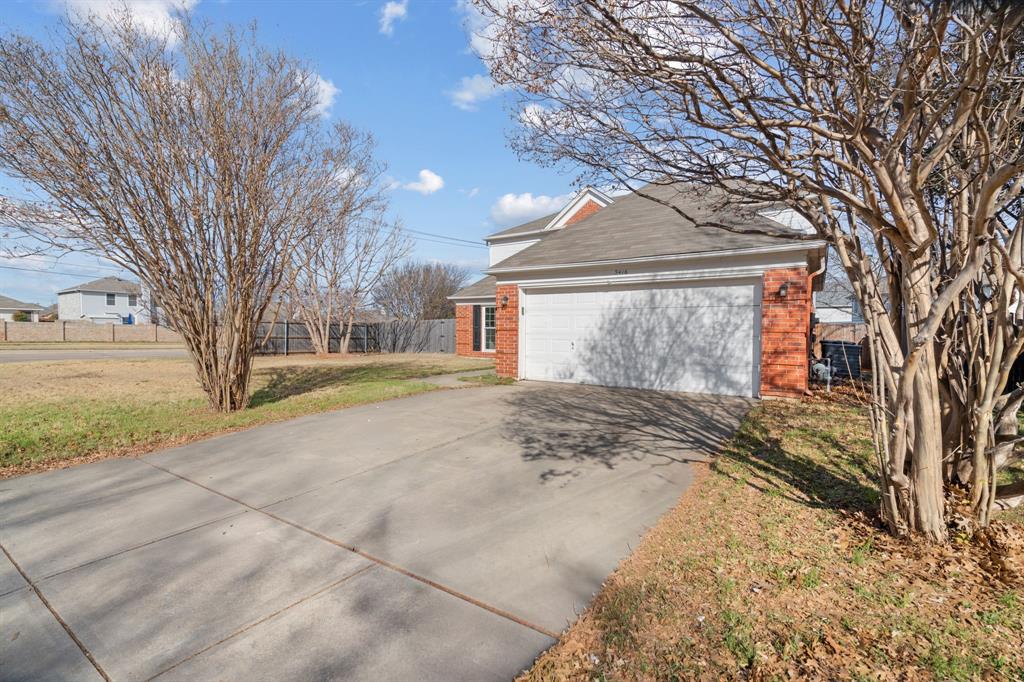 3416 Plantation Lane