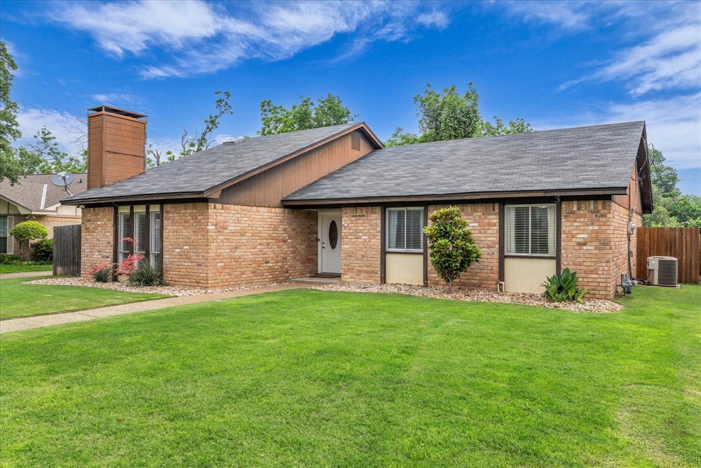 913 Montclair Drive