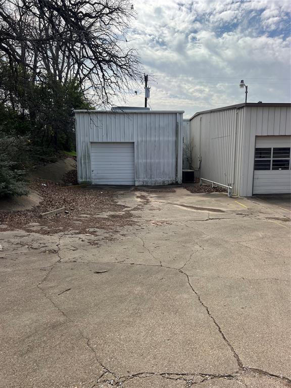 Parmer SUR - Commercial Sale