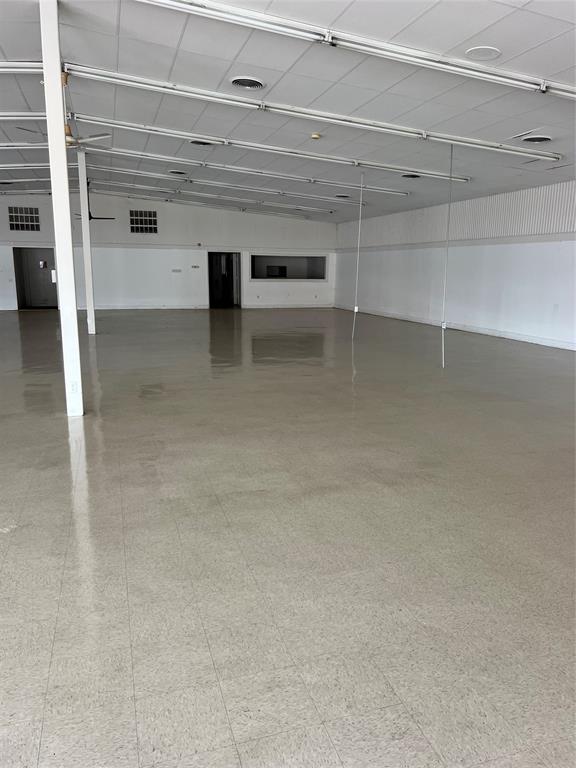 Parmer SUR - Commercial Sale