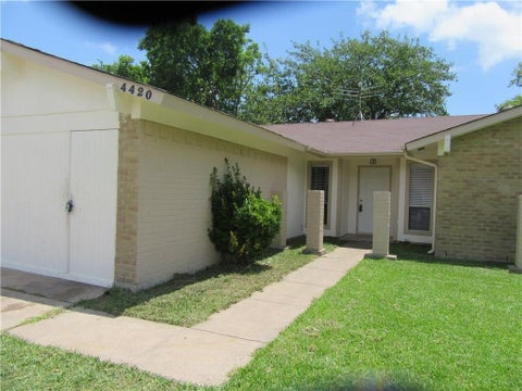 Photo of 4420 Via Del Norte, Mesquite, TX 75150 (MLS # 21384194)