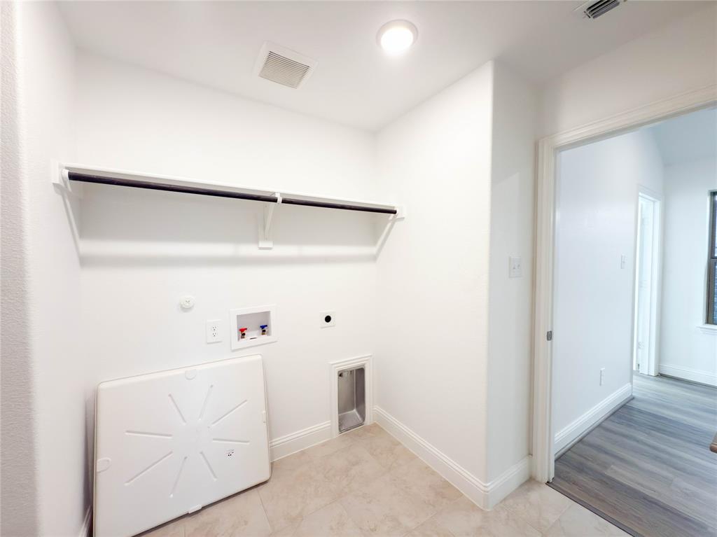 Euless Founders Parc Add - Residential Lease