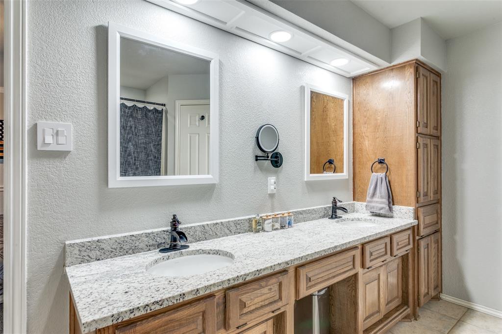 Willow Spgs Oaks - Residential