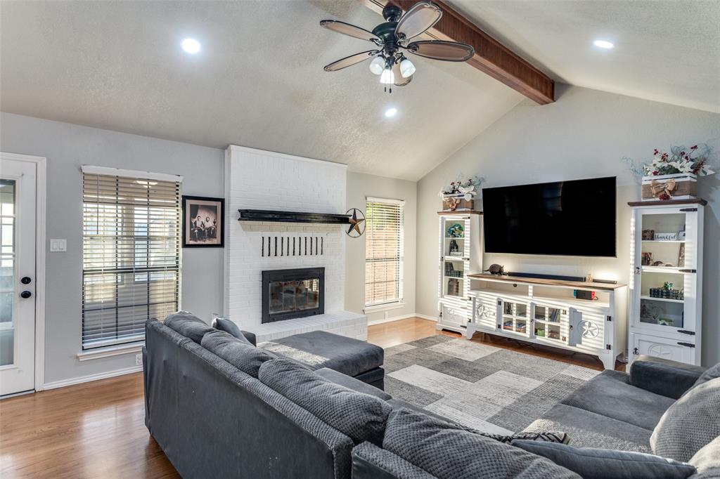 Willow Spgs Oaks - Residential