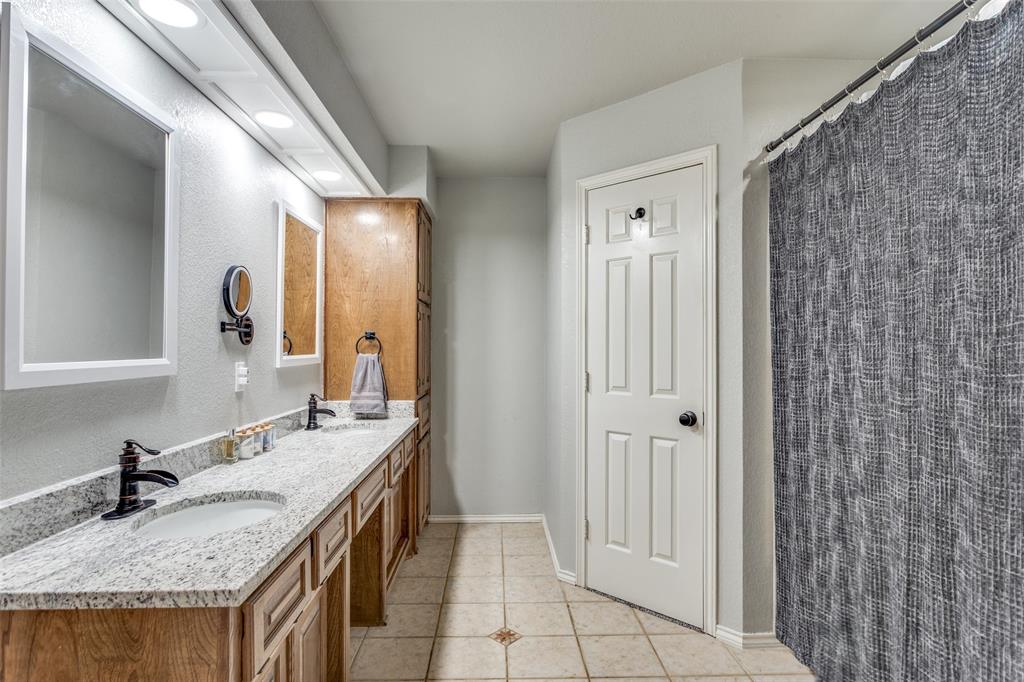 Willow Spgs Oaks - Residential